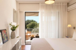 Athenian Riviera Seaside Escape in Vouliagmeni